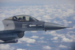 România vrea să facă un centru de instruire a piloților pentru operarea avioanelor F-16