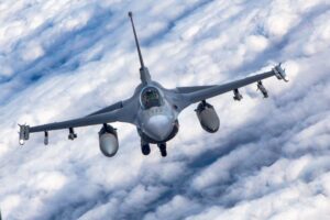 Centru de antrenament pentru operarea avioanelor F-16 în România