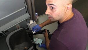 Călătorie de COȘMAR pentru un cuplu care a zburat între Paris și Toronto. „Nu mă așteptam să găsesc mai mult sânge decât am văzut în Beirut”