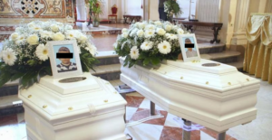 Daniel şi Ştefan, cei doi frați români care s-au înecat în Italia, au fost ÎNMORMÂNTAȚI