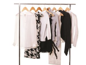 „Fast fashion” schimbă obiceiurile? UE speră că legislația va forța mărcile să-și regândească practicile de afaceri