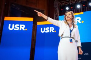 Alegeri europarlamentare 2024: Lista USR, deschisă de Elena Lasconi, Dan Barna și Vlad Voiculescu