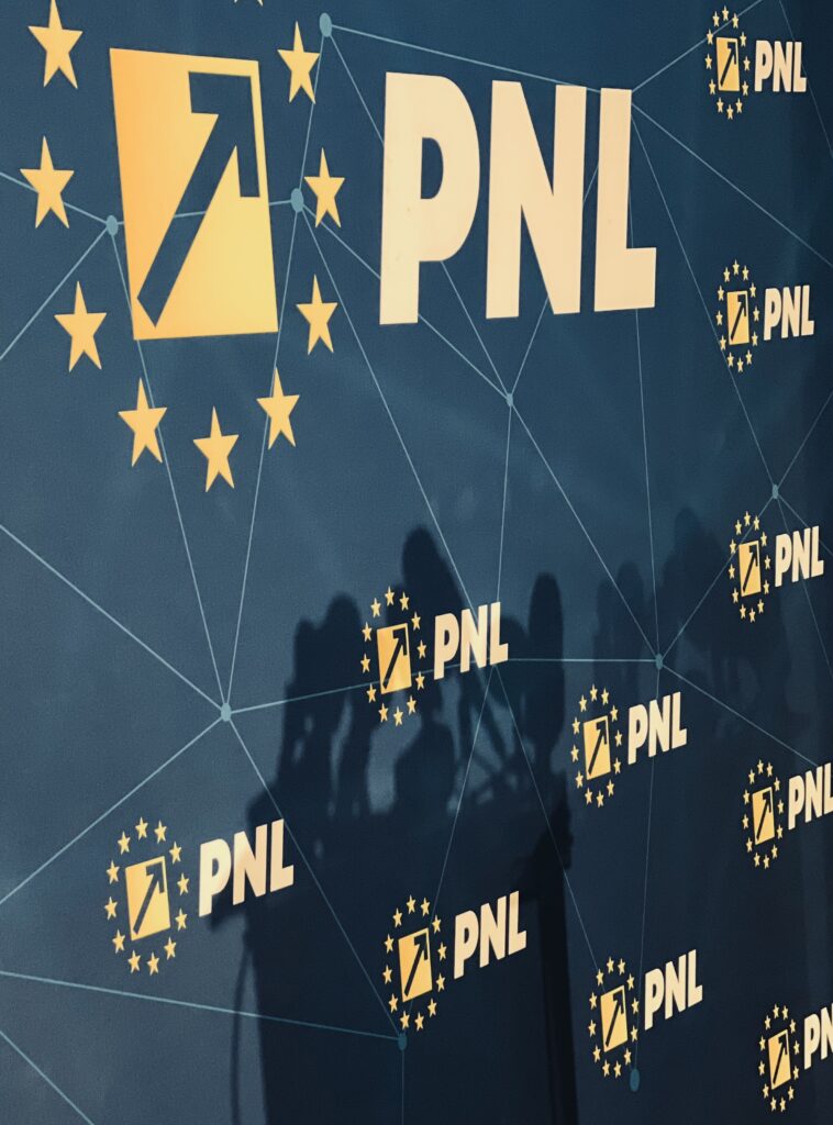 Contre în PNL după ce Robert Sighiartău a spus că PSD are tendința de „a abuza de putere”