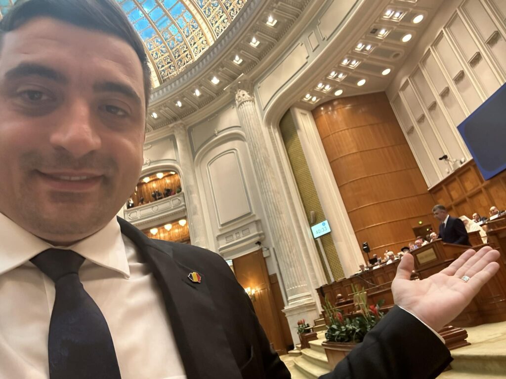 Deși are doar 42 de parlamentari, AUR adună semnături pentru o moțiune de cenzură „paralelă”