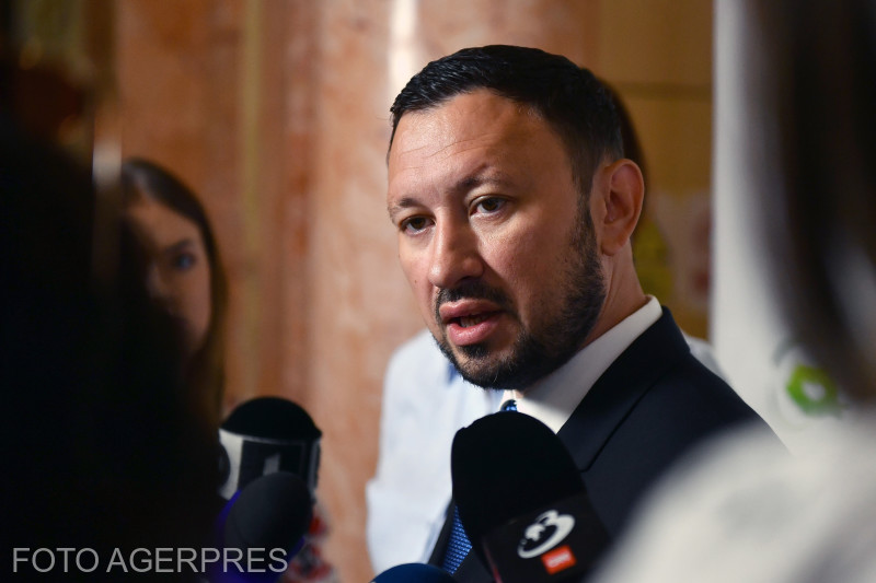 Ministrul Mediului: Locul restaurantelor, crâșmelor nu este în mijlocul pădurii