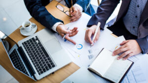 „Nu este greu să deschizi o afacere, ci să o menții, să o dezvolți”