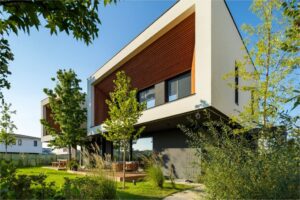 Volumul de vânzări va scădea și prețul chiriilor va crește în următoarea perioadă