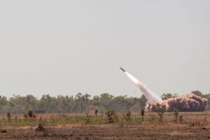 Joe Biden i-a dat asigurări președintelui Ucrainei că va primi un număr limitat de rachete tactice ATACMS