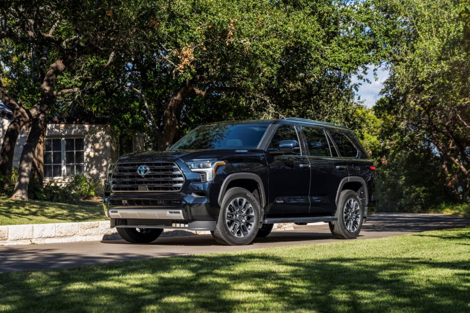 Toyota lansează una din cele mai scumpe mașini din istoria sa. Automobilul dispune de motorizare hibridă și are peste 5,2 metri lungime