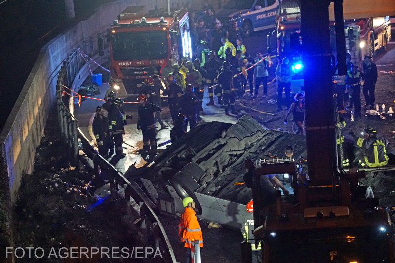 Patru români, morți în accidentul de autobuz din Veneția