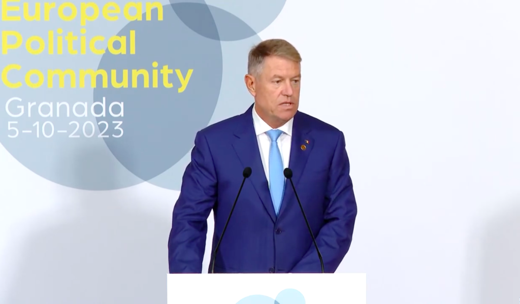 Iohannis nu crede că „așa-numitul pact pe migrație” va schimba poziția Austriei legată de Schengen