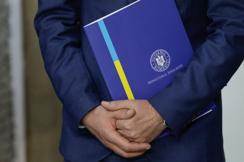 Ministerul Educației și sindicatele vor lucra de marți pentru „eliminarea inechităților salariale”