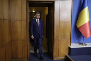 Marcel Ciolacu se apucă de reorganizat ministerele