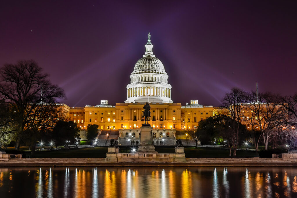 Ucraina. Israel. Poate oare America să se implice în două războaie și să se mai descurce cu China?