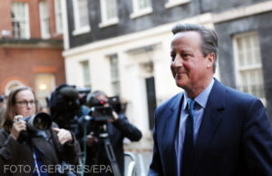 Marea Britanie: David Cameron revine în guvern, ca ministru de externe