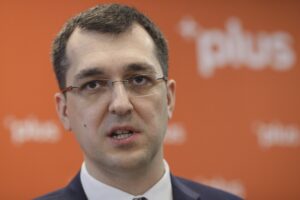 Vlad Voiculescu: Deciziile privind achiziția de vaccinuri au fost luate exclusiv de premier