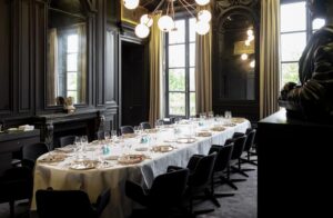 Cele mai bune restaurante din 2024. La Liste îți prezintă locațiile gastronomice pe care să le vizitezi anul următor