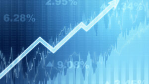 „Nu știu dacă va mai rămâne în picioare prognoza de creștere economică de 2% până la finalul anului”