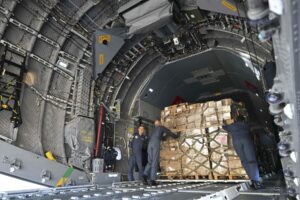 România va trimite trei avioane cu asistență umanitară destinată populației din Fâșia Gaza