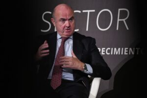 Inflația ar putea crește din nou, temporar, în zona euro / Pe termen scurt, economia probabil va rămâne ”subperformantă”
