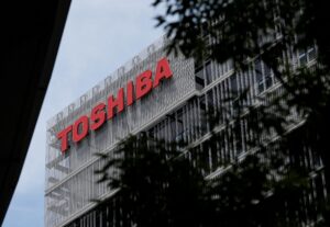 Toshiba a fost delistată, după 74 de ani la bursa de la Tokyo