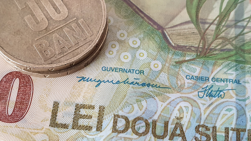 Proiect: Salariile profesorilor vor crește cu doar 8% de la 1 ianuarie 2024