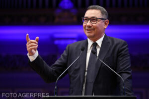 Ponta vinde consultanță privată unor corporații care se intersectează frecvent cu banii publici