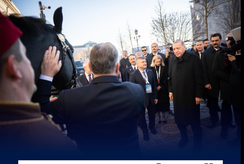 Erdogan a primit cadou de la Viktor Orban un armăsar negru. Cei doi lideri au încheiat un PARTENERIAT strategic la Budapesta