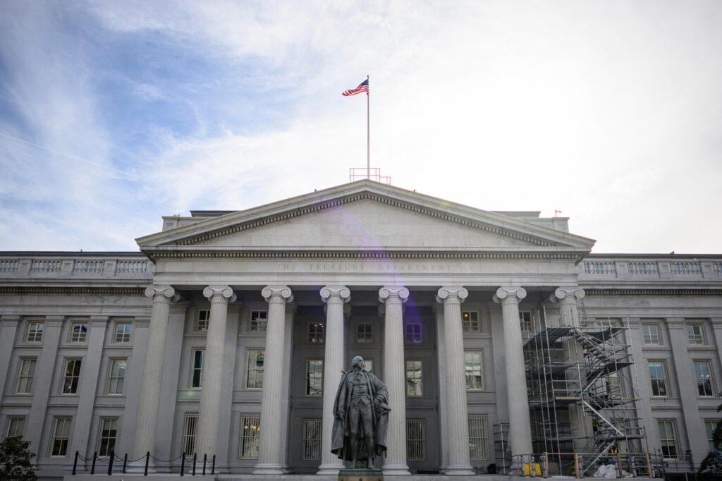 Washingtonul încearcă să blocheze transferurile de fonduri iraniene către militanții huthi din Yemen