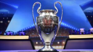 Astăzi a avut loc tragerea la sorți pentru optimile UEFA Champions League. Napoli – Barcelona este cap de afiș