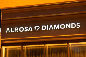 Cea mai mare companie minieră de diamante din lume, deținută de statul rus, pe lista UE de sancțiuni