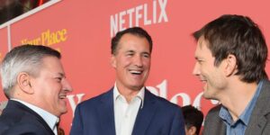 Președintele diviziei de filme, Scott Stuber, a părăsit Netflix. Voia să facă producții mai puține și mai bune
