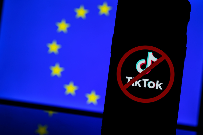 Comisia Europeană deschide proceduri oficiale împotriva TikTok