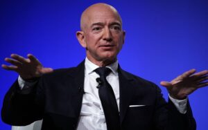 Jeff Bezos vinde acțiuni Amazon de 2 miliarde de dolari