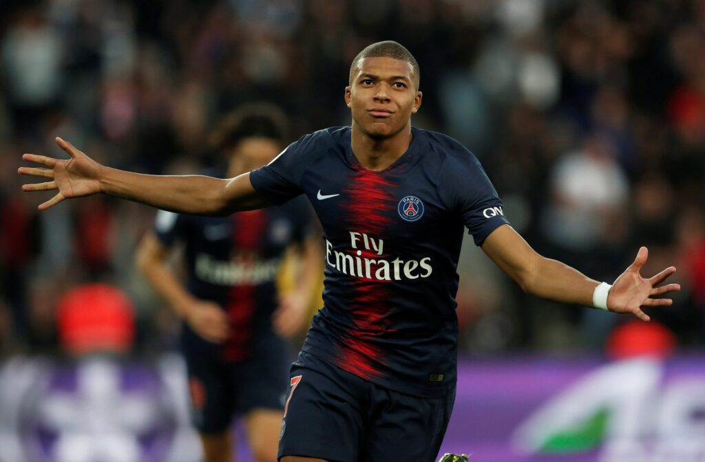 Mbappe a semnat cu Real Madrid de la 1 iulie