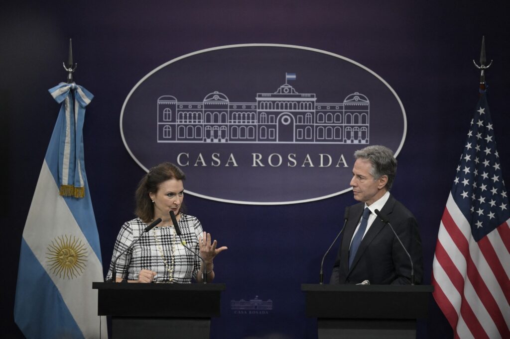 SUA continuă eforturile pentru un acord între Israel și Hamas /Blinken CONDAMNĂ un plan de extindere a coloniilor israeliene