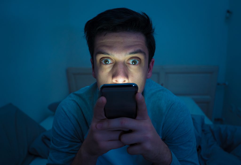 Obiceiurile nocive legate de telefoane provoacă stres cronic