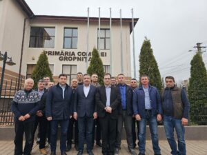 PSD racolează noi aleși ai PNL: doi primari din Iași și consilieri locali au schimbat tabăra