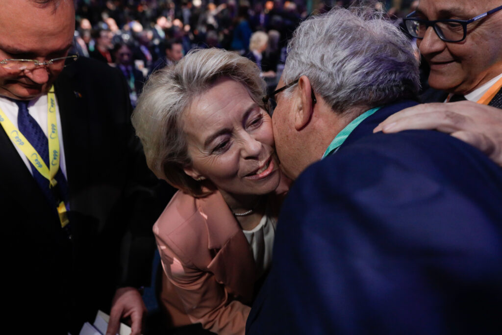 Von der Leyen, votată doar de jumătate din delegații la Congresul PPE pentru un mandat nou la CE