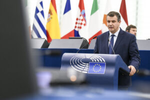 Parlamentul European solicită Rusiei să returneze integral României tezaurul