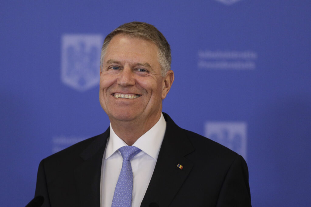 „Globe-trotterul” Klaus Iohannis pleacă în Coreea de Sud