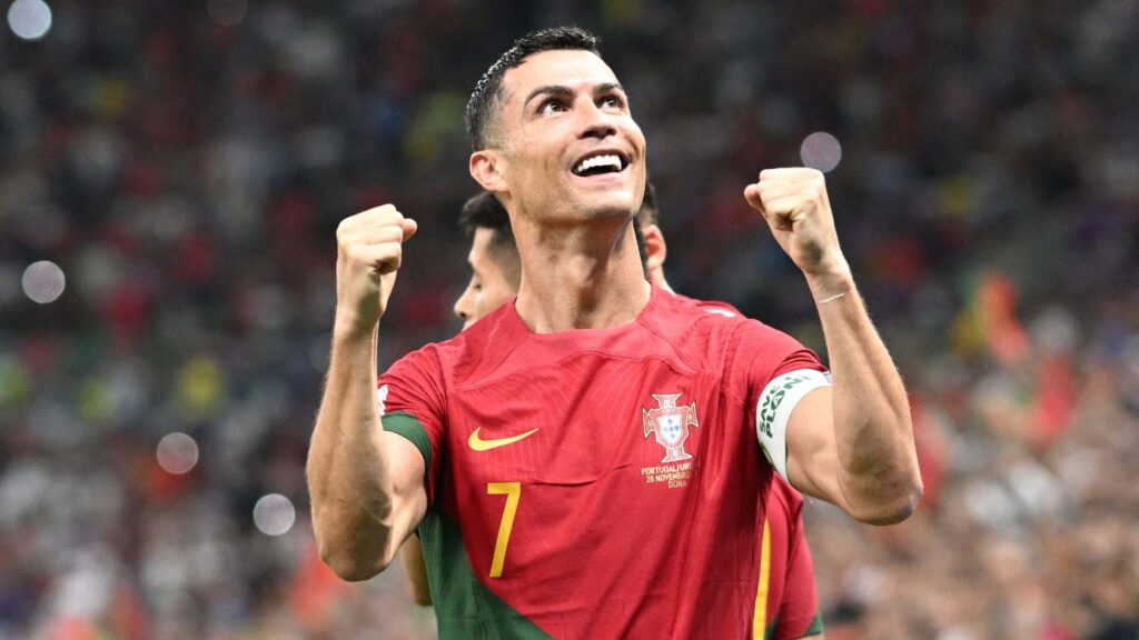 Patul hotelului în care a dormit Ronaldo e scos la licitație