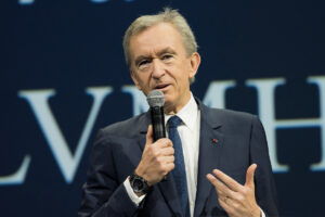 Bernard Arnault și-a pus încă 2 copii în Consiliul de Administrație