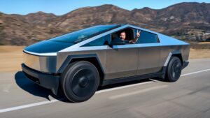 Tesla recheamă în service 3.878 de vehicule Cybertruck