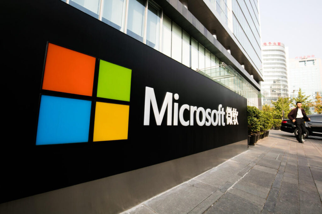 Microsoft îndeamnă angajații din A.I. să părăsească China