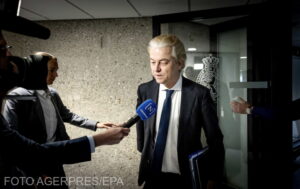 Olanda: Acord privind formarea unei coaliții a partidelor de dreapta cu extremistut Geert Wilders