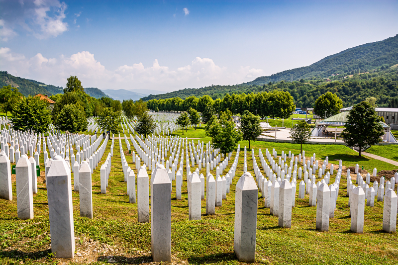 Guvernul Orbán nu va vota proiectul de rezoluție a ONU privind genocidul de la Srebrenica