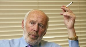 A MURIT matematicianul Jim Simons, care nu avea nicio cunoștință despre piețele financiare, dar îi bătea la investiții pe Soros și Buffett