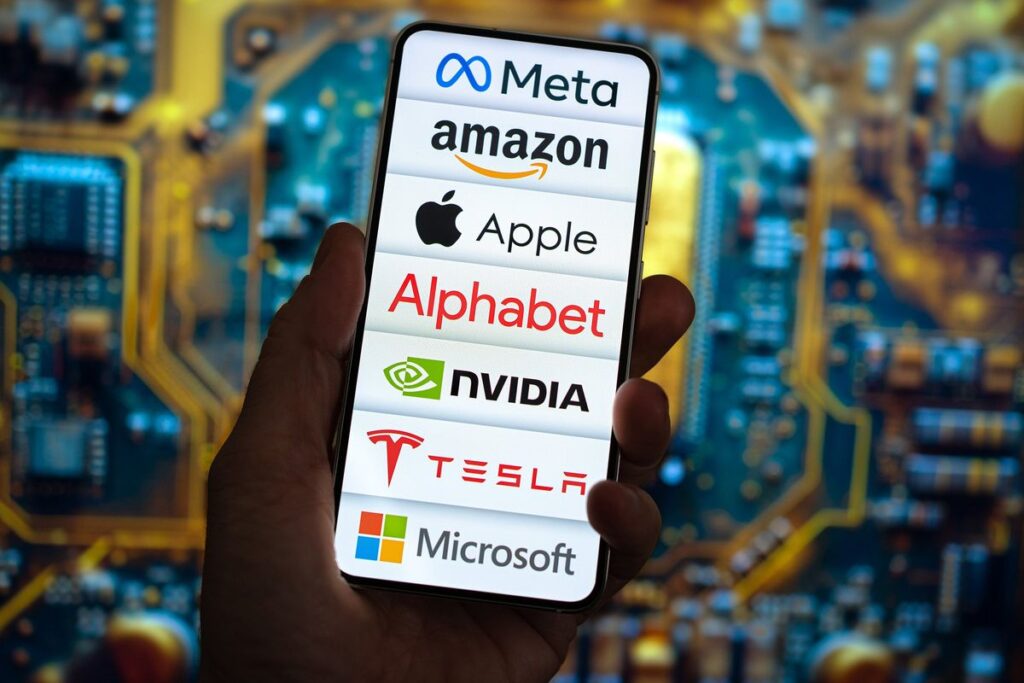 Cât câștigă magnații din spatele „celor 7 magnifici” – Apple, Tesla, Microsoft, Meta, Amazon, Alphabet și Nvidia? Zuckerberg are un salariu simbolic de 1 dolar