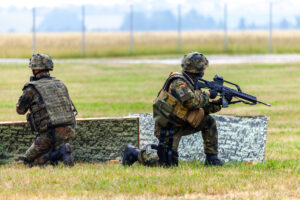 NATO, atacată de Rusia în 2026. Va fi armata obligatorie?